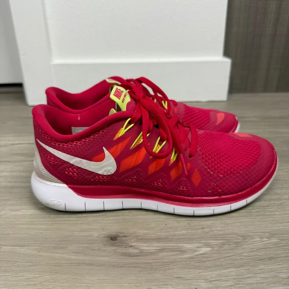 Nike Free 5.0 Running Shoes Sneaker Red Volt Size 7